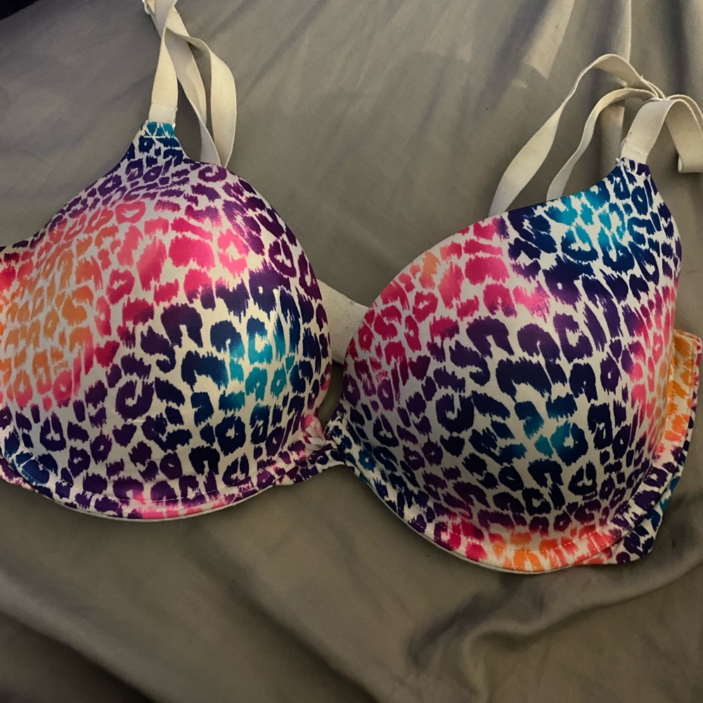 Victoria Secret Bra Size 36D